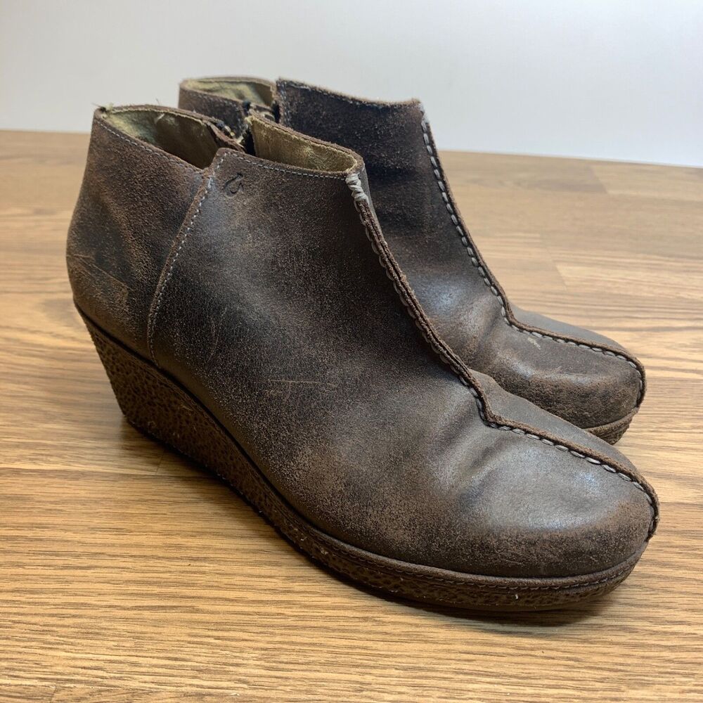 OluKai Boots Womens 9 Humu Ankle Booties Brown Leather Wedge‎ Heels Side Zip